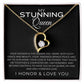 STUNNING QUEEN FOREVER LOVE NECKLACE